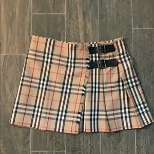 Beautiful Burberry Skirt Wool Kilt